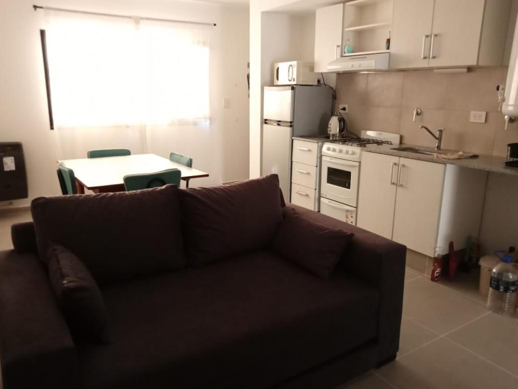 Departamento Calle Mendoza Albus -Acceso Rapido Ruta 22 General Roca Luaran gambar