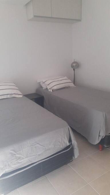 Departamento Calle Mendoza Albus -Acceso Rapido Ruta 22 General Roca Luaran gambar
